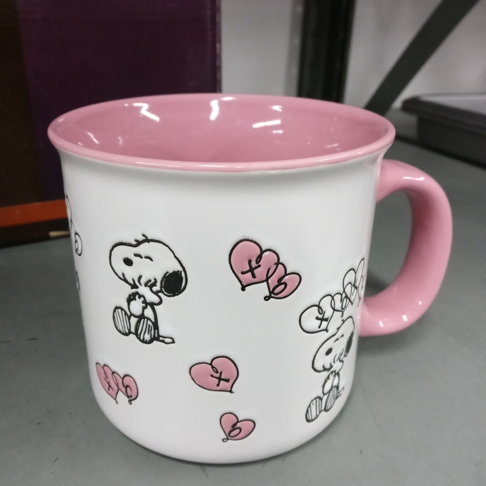 Set of 2 Peanuts Snoopy Mugs BRAND NEW
